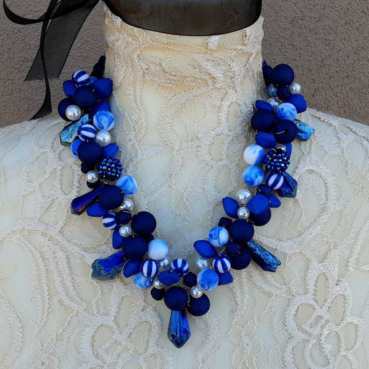 Chunky Cluster Statement Necklace - Colorful Blue & White Collar - Unique Twisted Wire Gift for Her